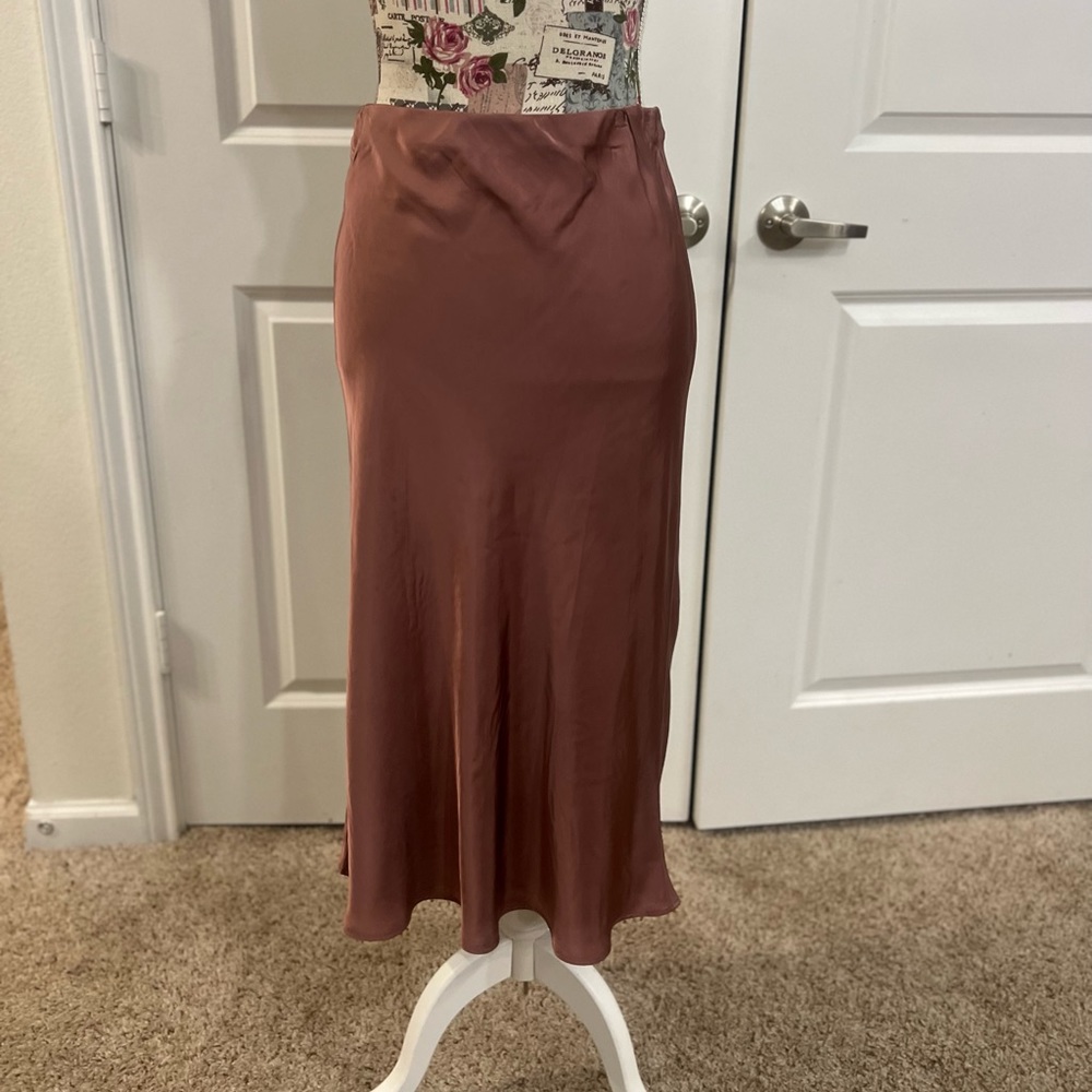 Midi viscose bias skirt, color nude, size M, Victoria’s Secret